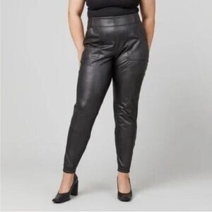 SPANX 1X Faux Leather Black Jogger Pants EUC Elastic Waist Pockets Streetwear
